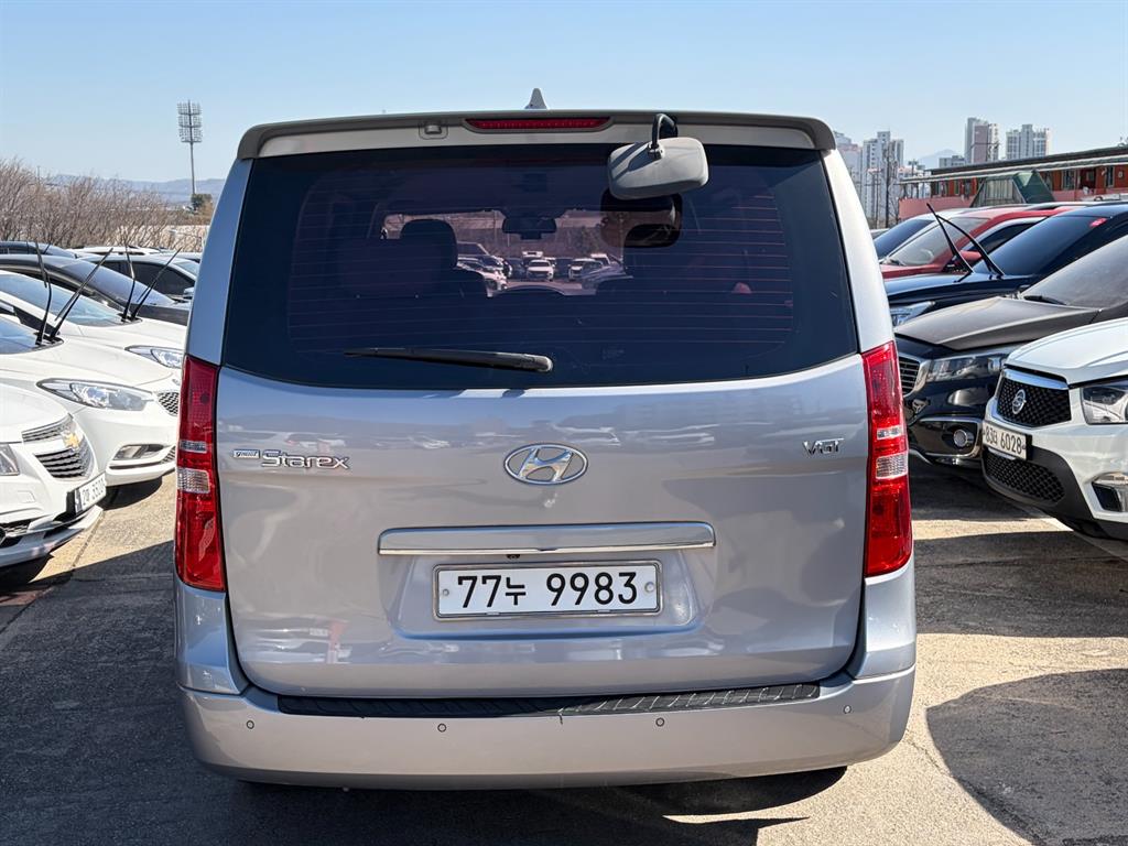 Hyundai Starex Wagon Modern 6