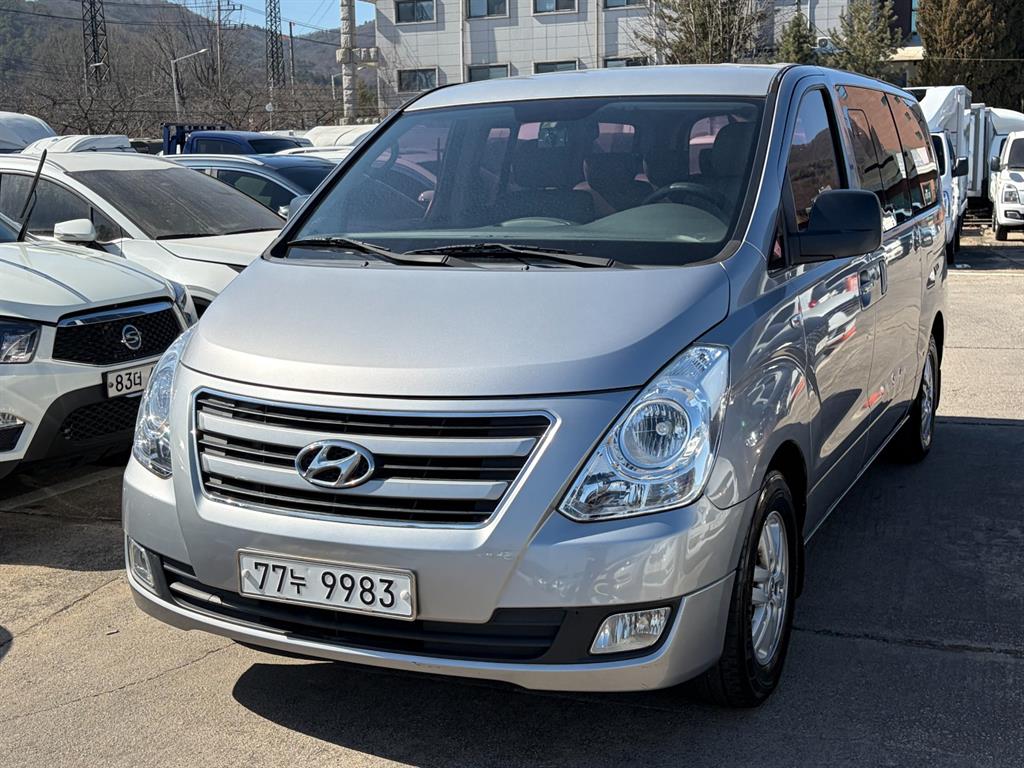 Hyundai Starex Wagon Modern