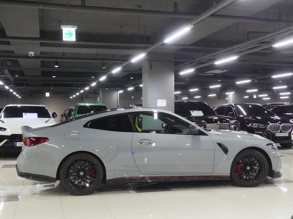 BMW 4시리즈 M4 CSL 사진 2/19
