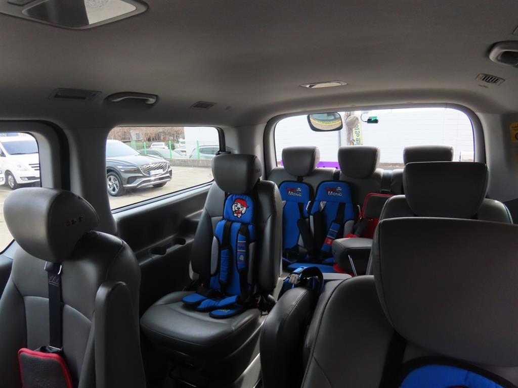 Hyundai Starex LPi 8