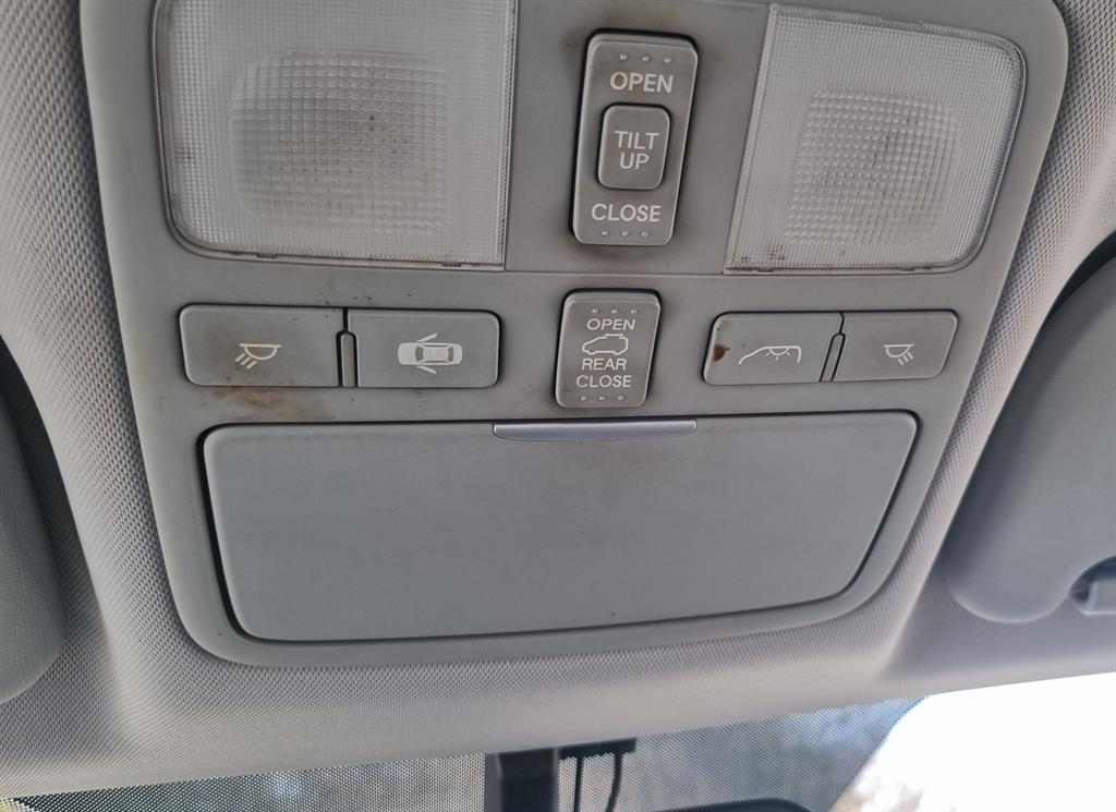 Hyundai Starex Wagon CVX Premium 10