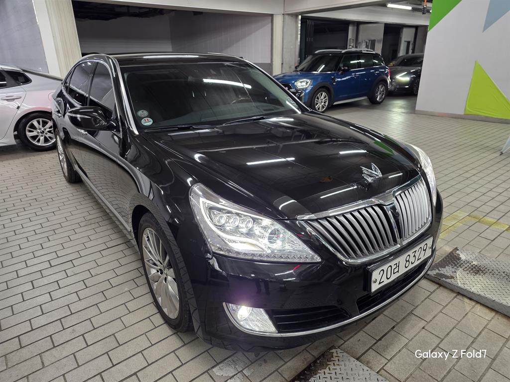 Hyundai Equus VS500 Prestige 3