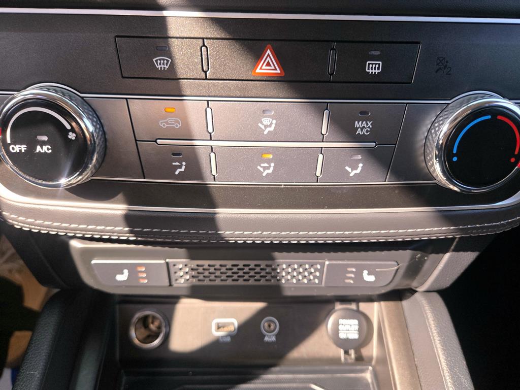 KG Mobility (Ssangyong) Rexton 2WD Diesel 2.2 Adventure 10