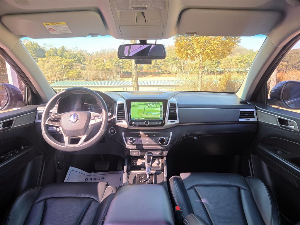 KG Mobility (Ssangyong) Rexton 2WD Diesel 2.2 Adventure 6