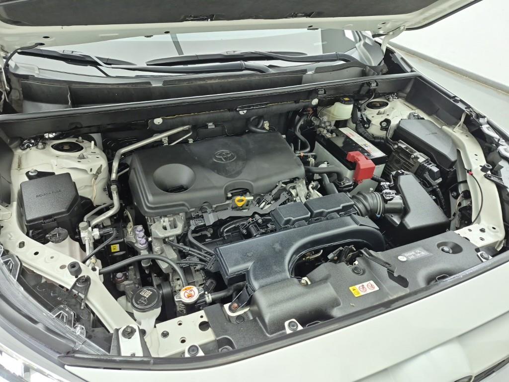 Toyota RAV4 2.5 2WD 7