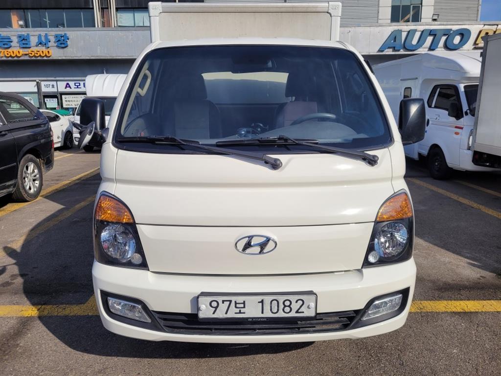 Hyundai Porter Super Cab/ Long Wheelbase