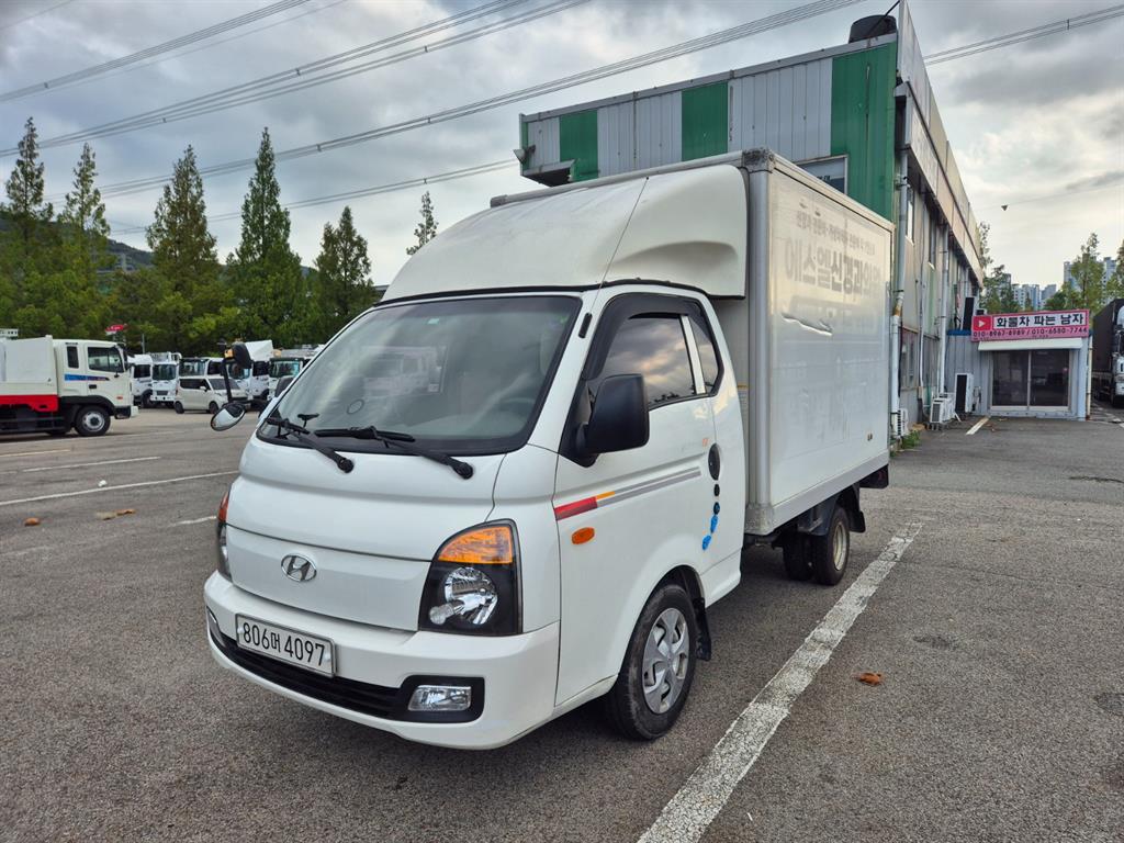 현대 포터2 1톤 표준탑 - 중고 트럭 매물 이미지