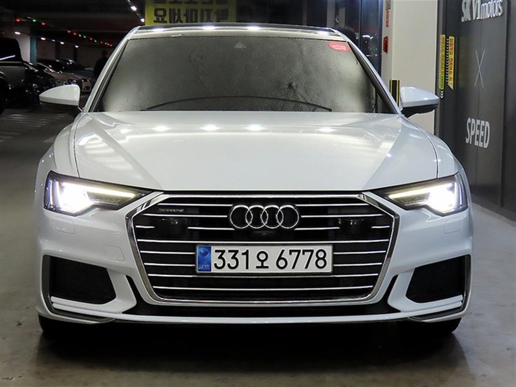 아우디 A6 45 TFSI 콰트로 프리미엄 사진