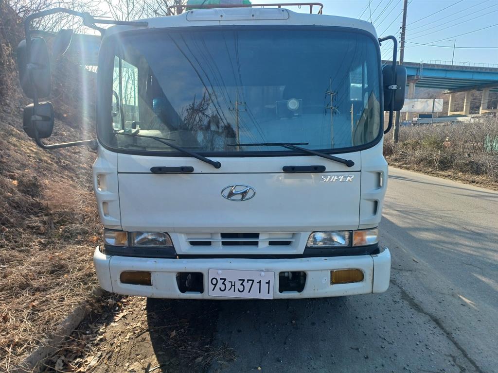 현대 슈퍼트럭 카고 4.5톤 수동 - 중고 트럭 매물 이미지