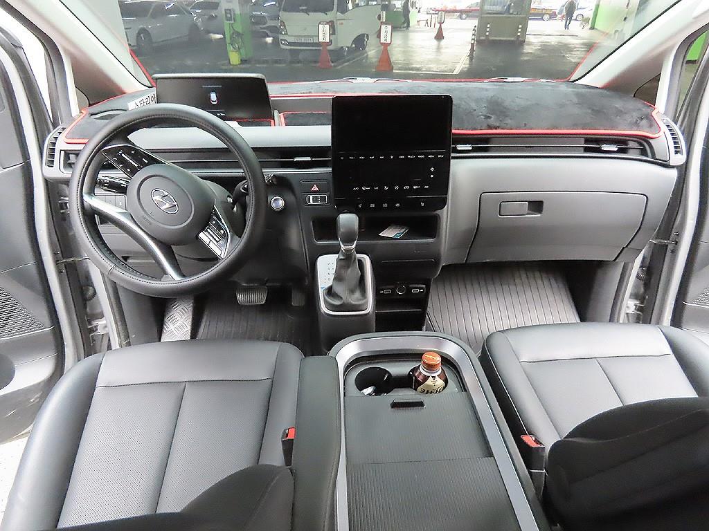 Hyundai Staria LPG Cargo Modern 9