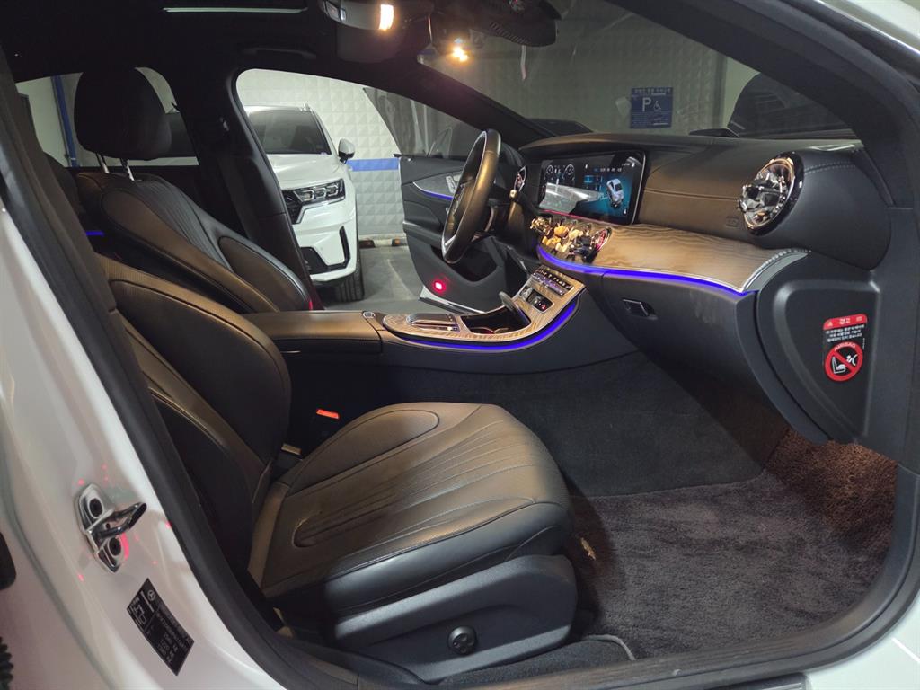 벤츠 CLS 클래스 CLS 450 4MATIC 사진