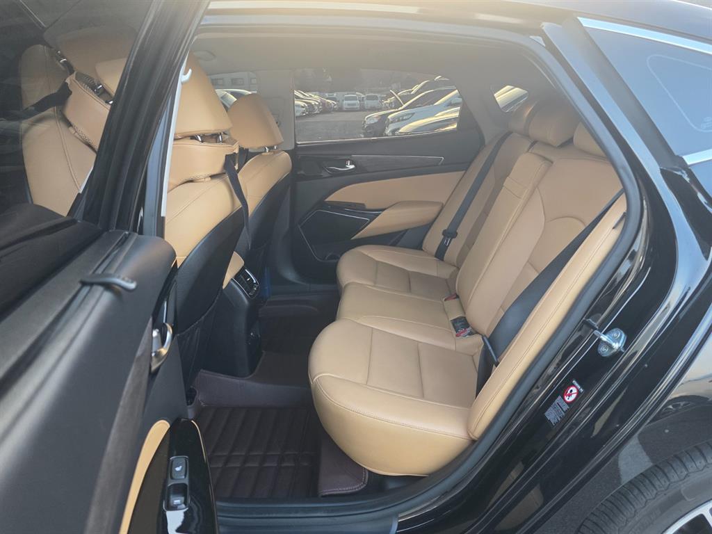 Kia K7 Noblesse 8
