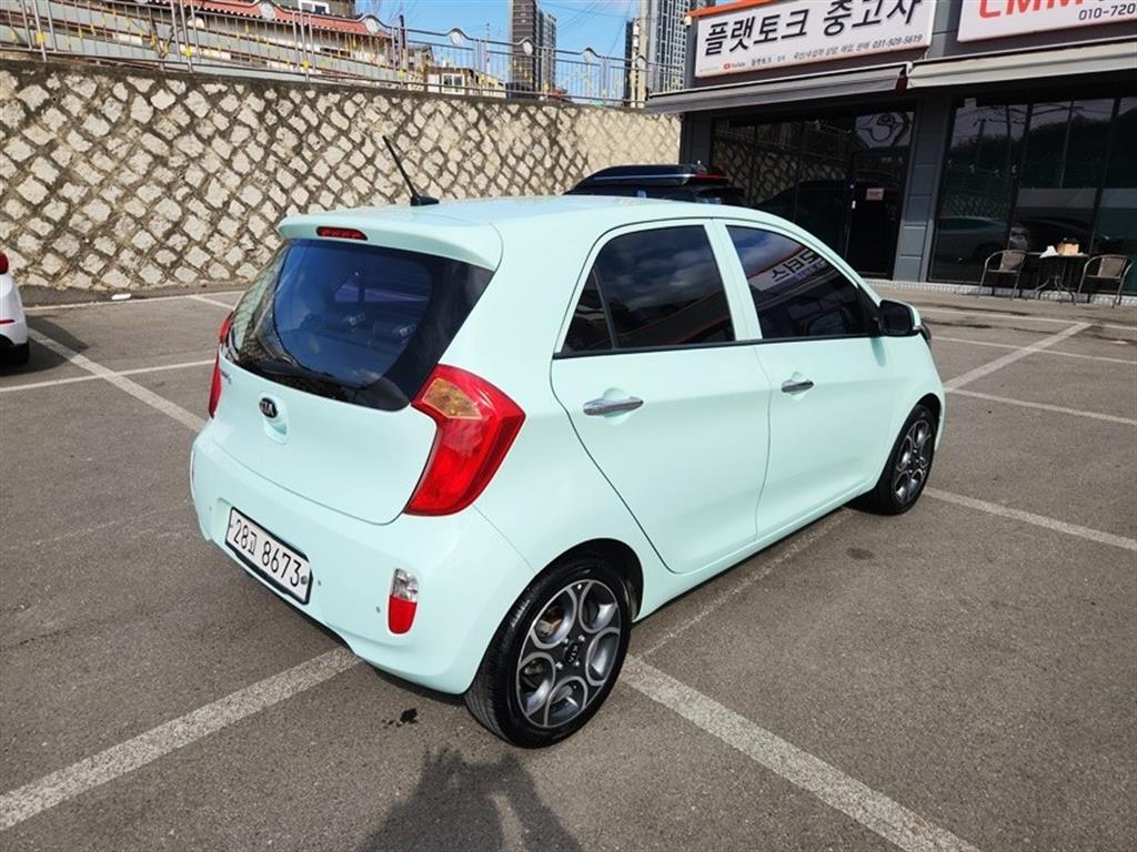 Kia Morning Luxury 3