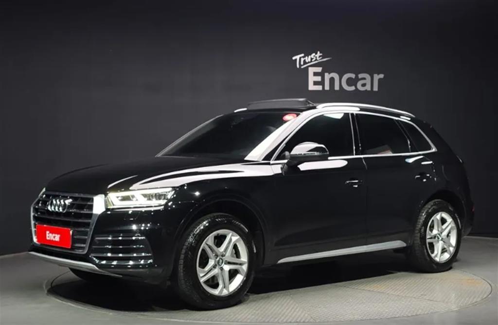 Audi Q5 45 TFSI Quattro 2