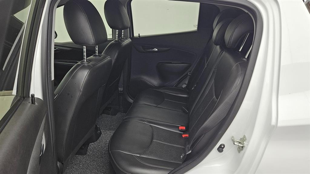 Chevrolet Spark LT Plus 6