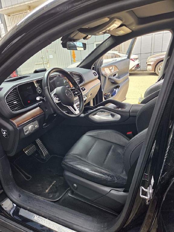 Mercedes-Benz GLE-Class GLE350e 4MATIC Coupe 9