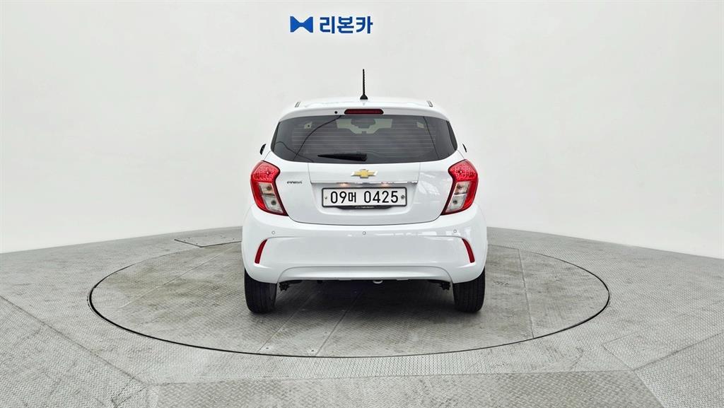 Chevrolet Spark LT Plus 4