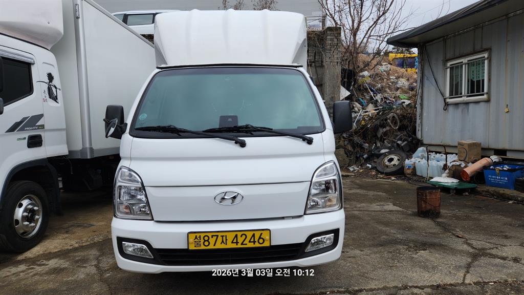 현대 포터2 1톤 윙바디 - 중고 트럭 매물 이미지