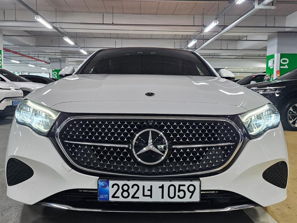 Mercedes-Benz E-Class E200 Avantgarde