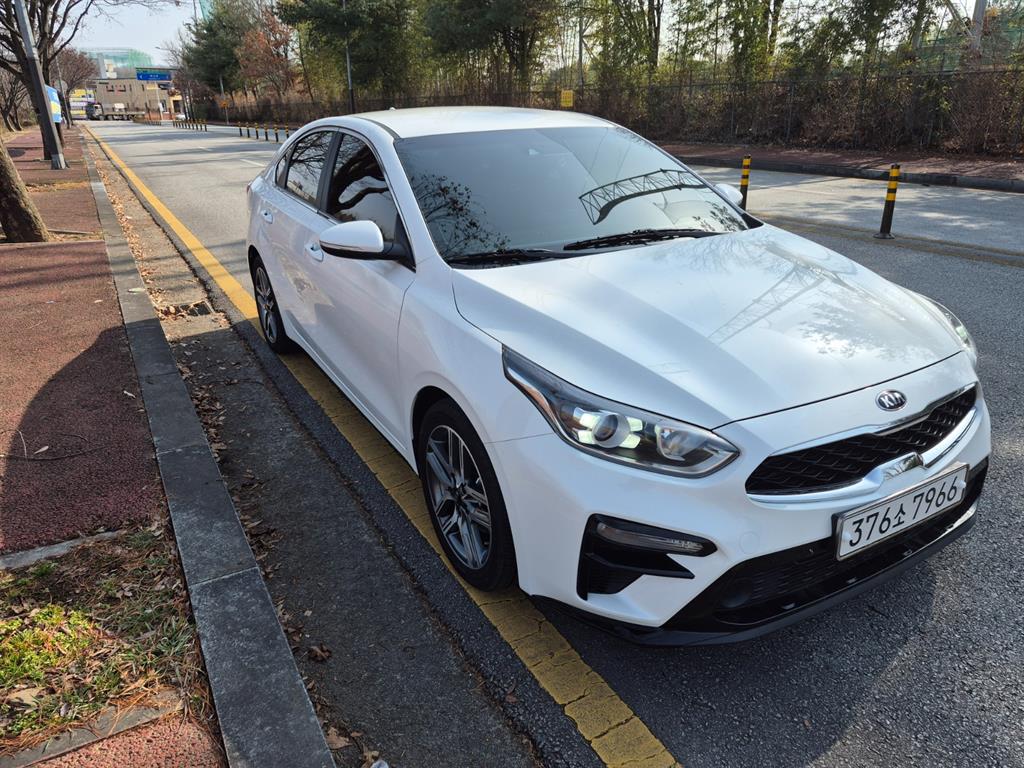 Kia K3 1.6 Standard 4