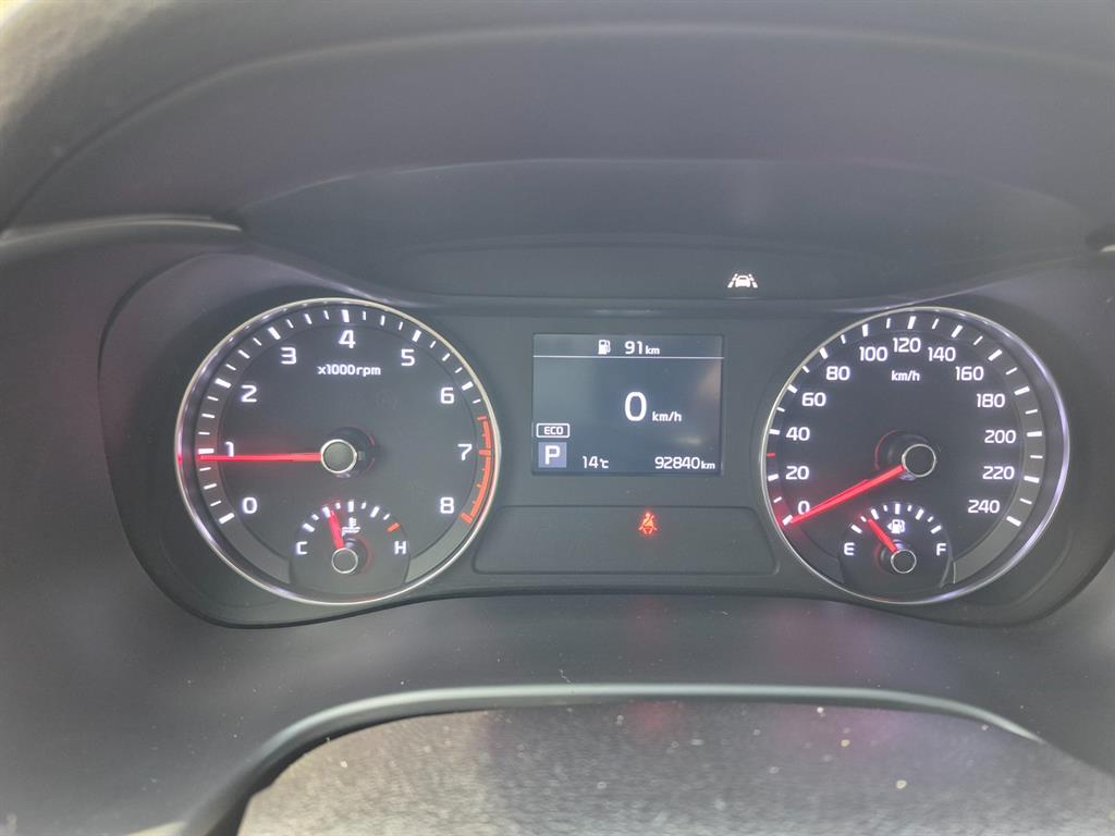 Kia K3 1.6 Standard 6