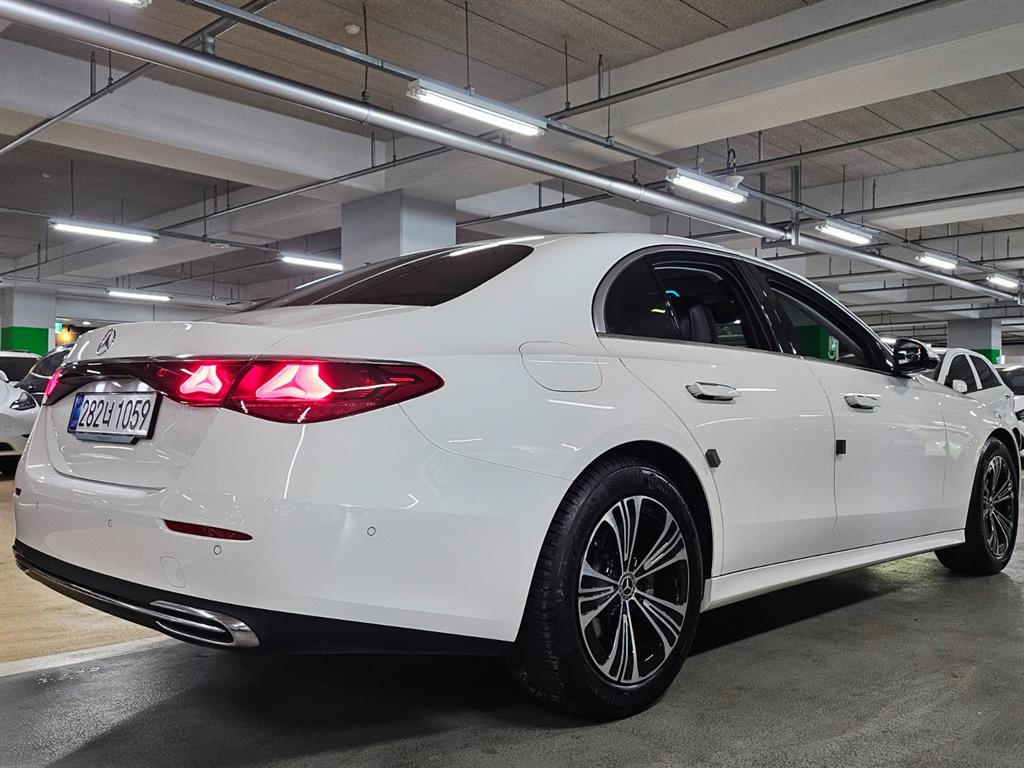 Mercedes-Benz E-Class E200 Avantgarde — фото 3