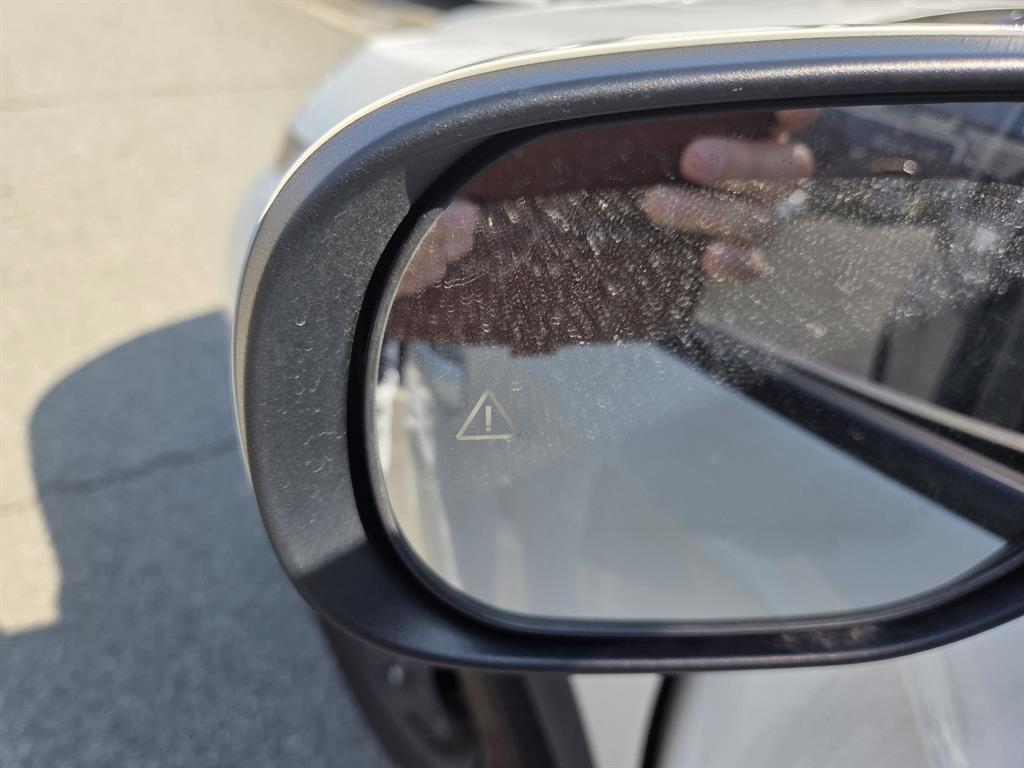 Hyundai Casper 1.0 Gasoline Turbo The Essential The Essential Light 8