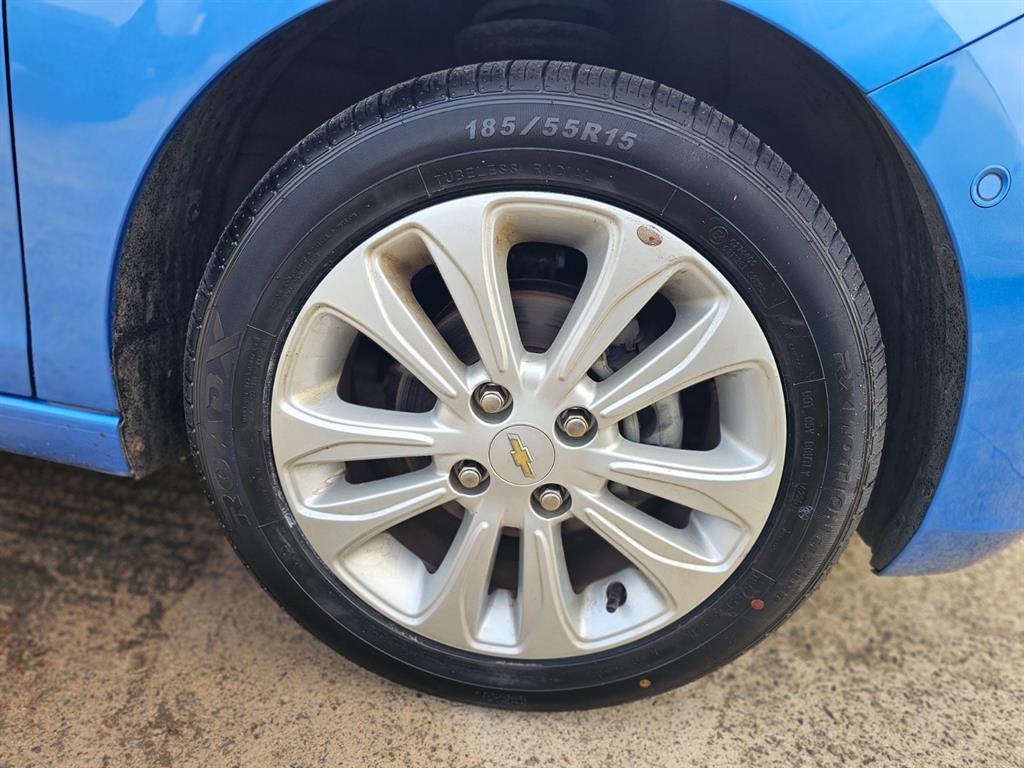 Chevrolet Spark LTZ C-TECH 9