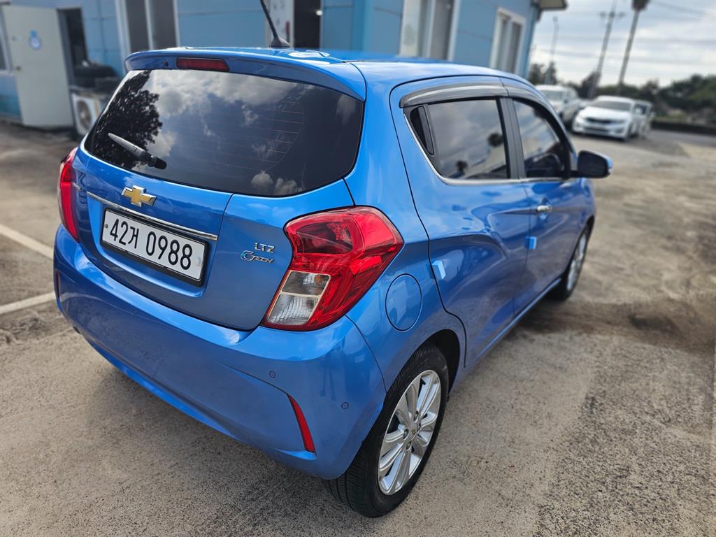 Chevrolet Spark LTZ C-TECH 6