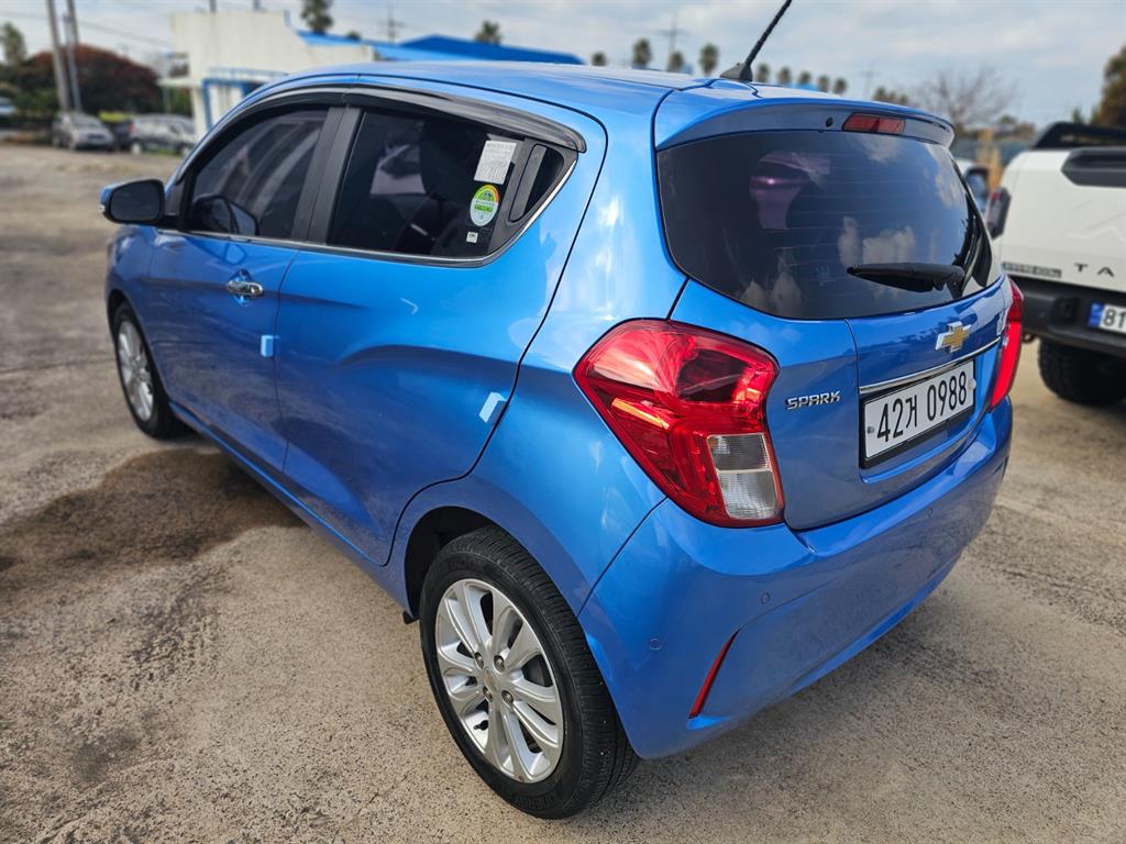 Chevrolet Spark LTZ C-TECH 7