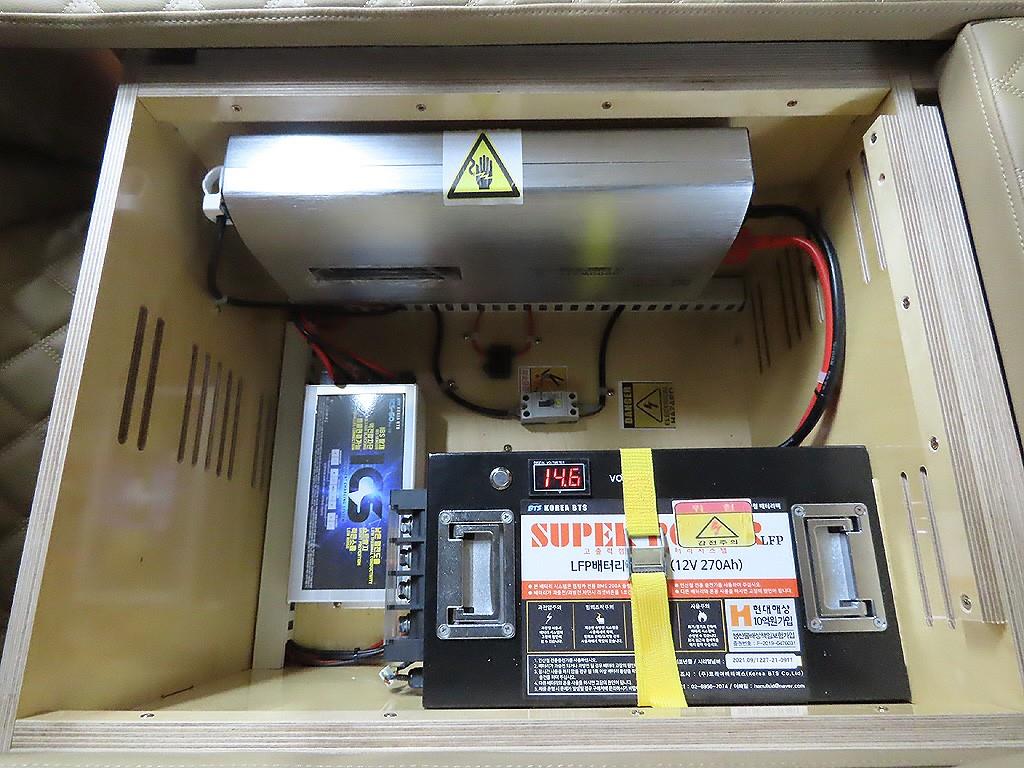 Hyundai Staria Camping Car 2WD Other Manufacturer 10