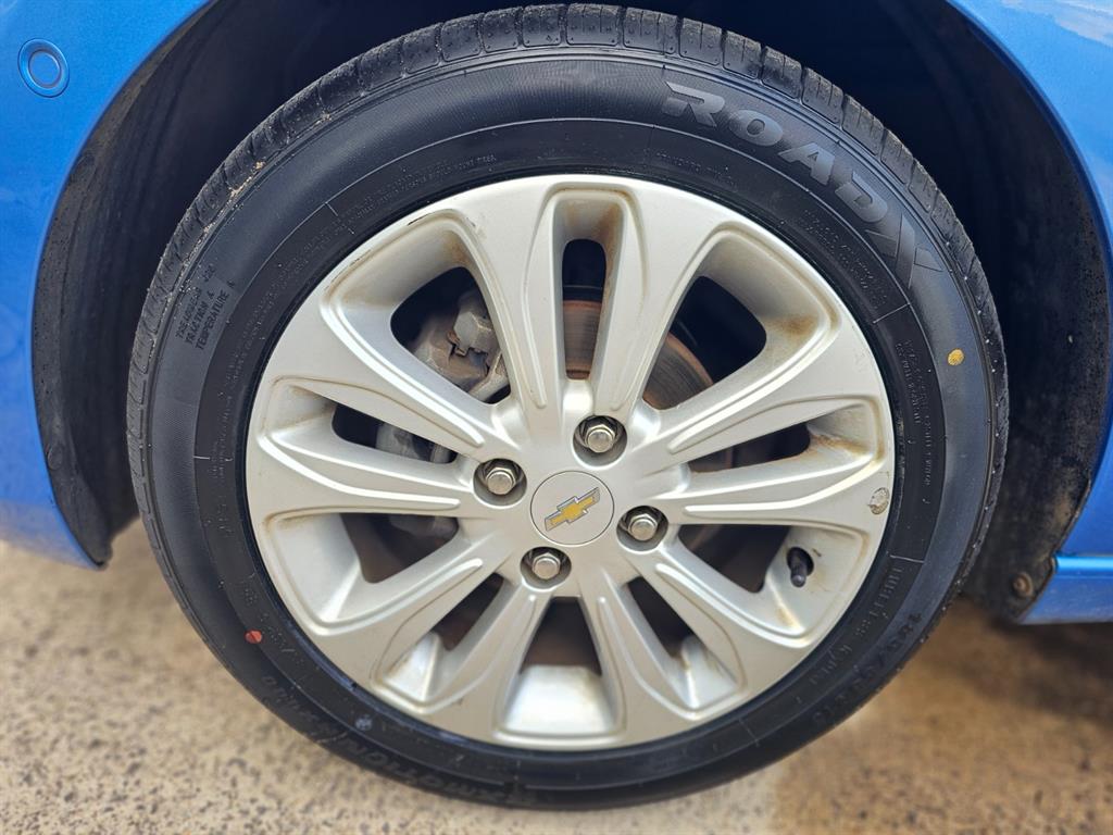 Chevrolet Spark LTZ C-TECH 8