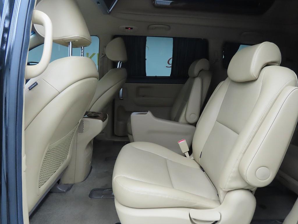 Kia Carnival Diesel High Limousine Luxury 7