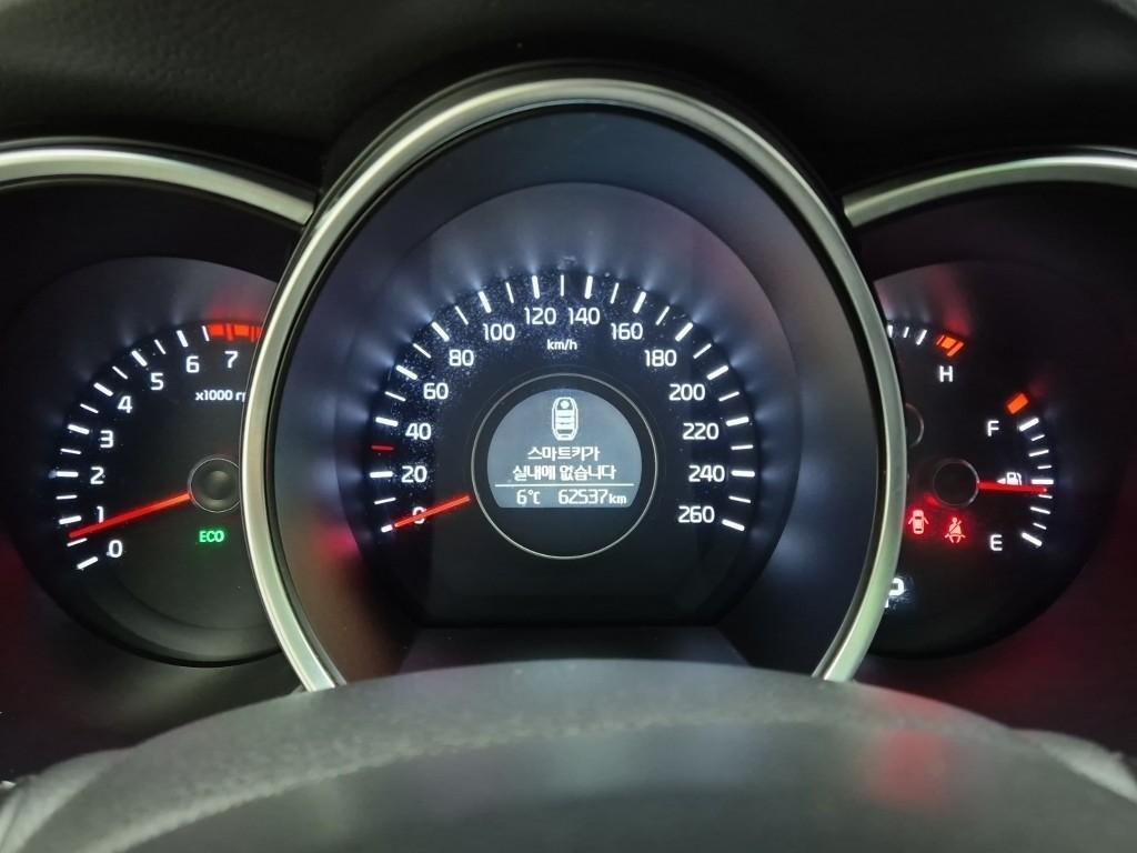 Kia K5 2.0 LPI Deluxe 7