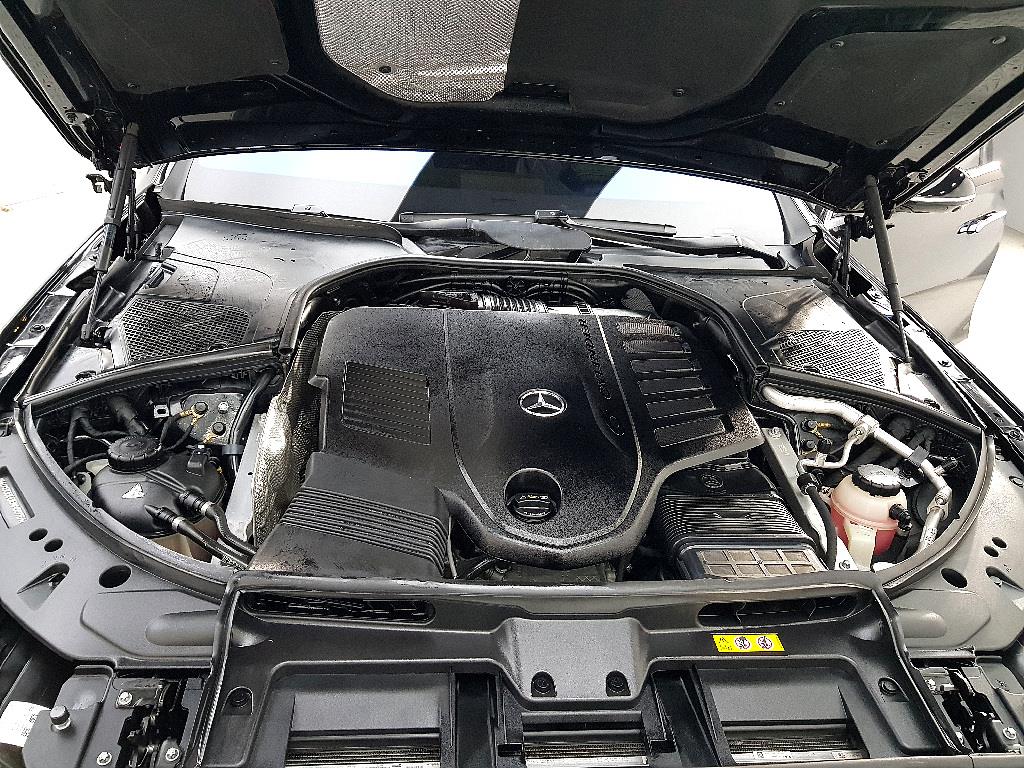 Mercedes-Benz S-Class S500L 4MATIC 7