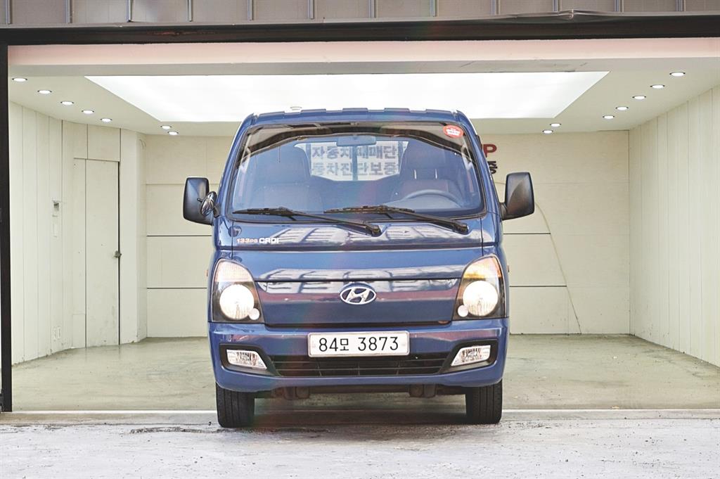 Hyundai Porter 1.0 Ton/ Double Cab/ Long Wheelbase/ CRDi Super 3