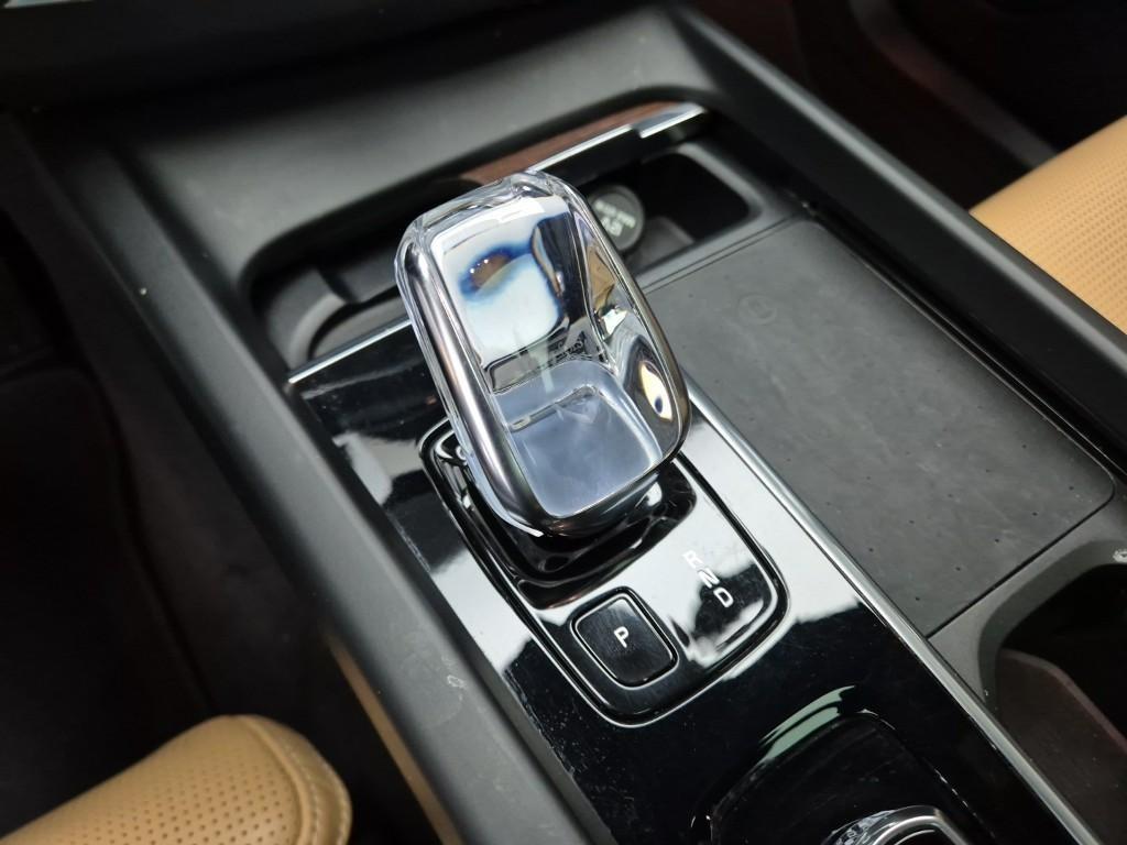 Volvo XC60 T8 AWD Inscription 9