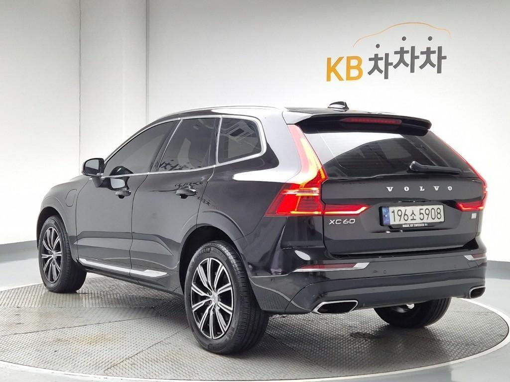 Volvo XC60 T8 AWD Inscription 3