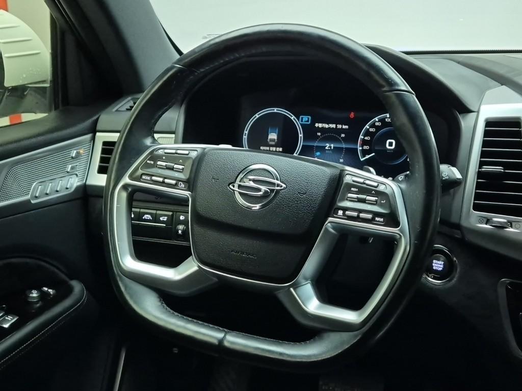 KG Mobility (Ssangyong) Rexton Diesel 2.2 4WD The Black 10