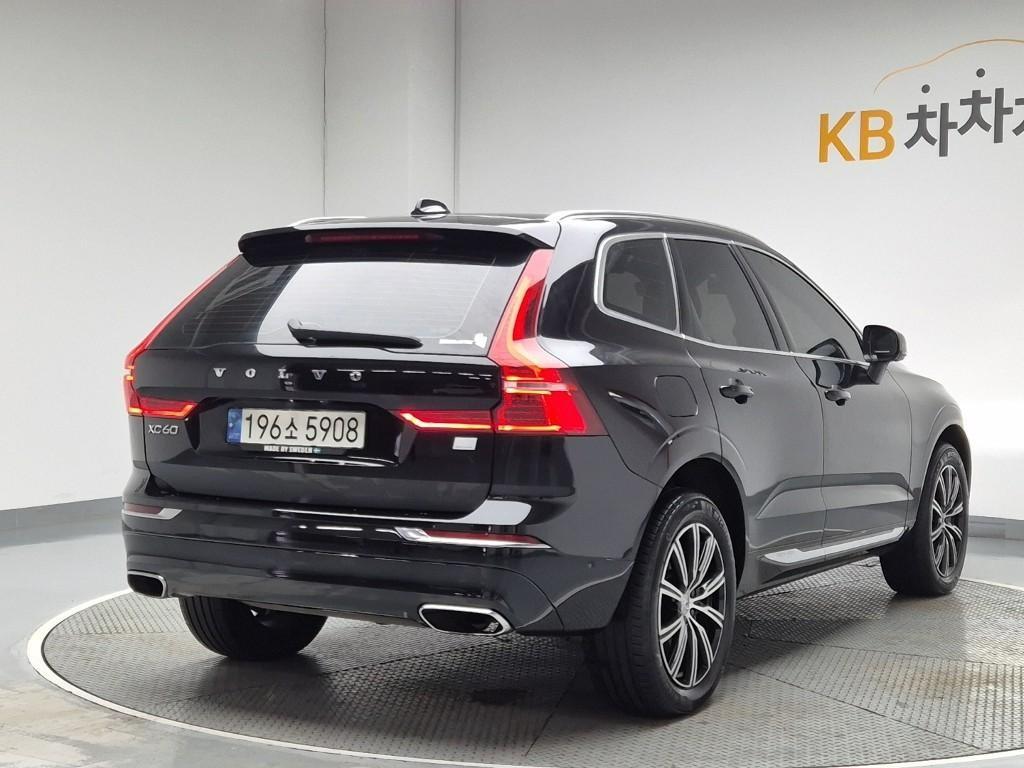 Volvo XC60 T8 AWD Inscription 4