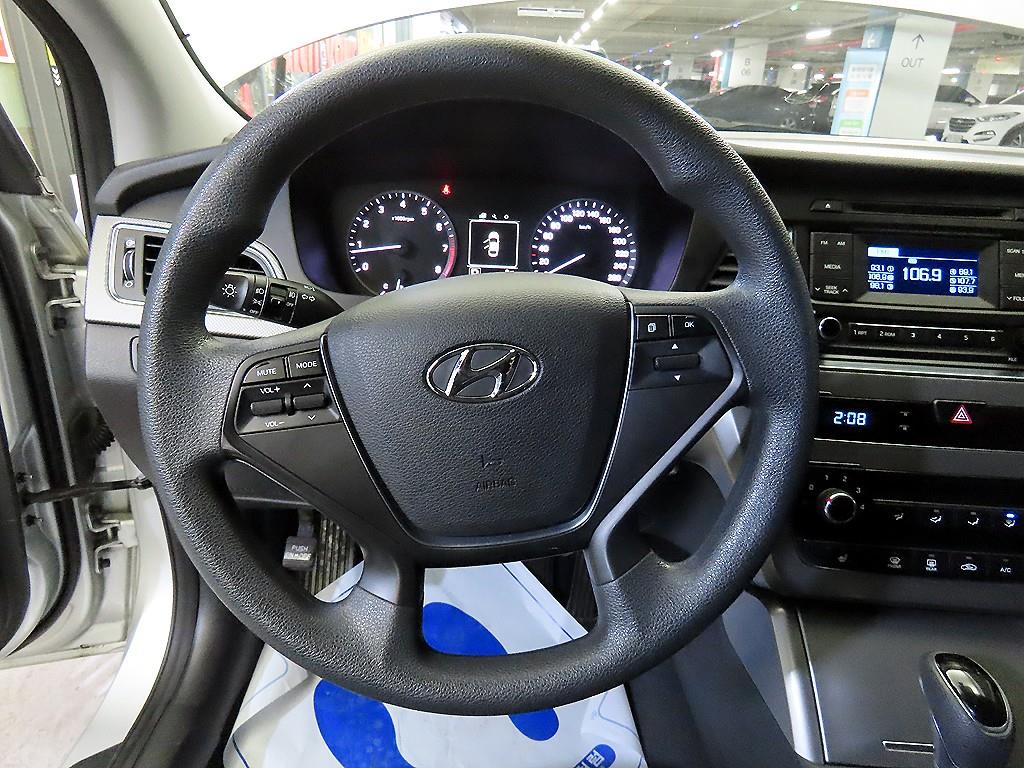 Hyundai Sonata 2.0 Style 9