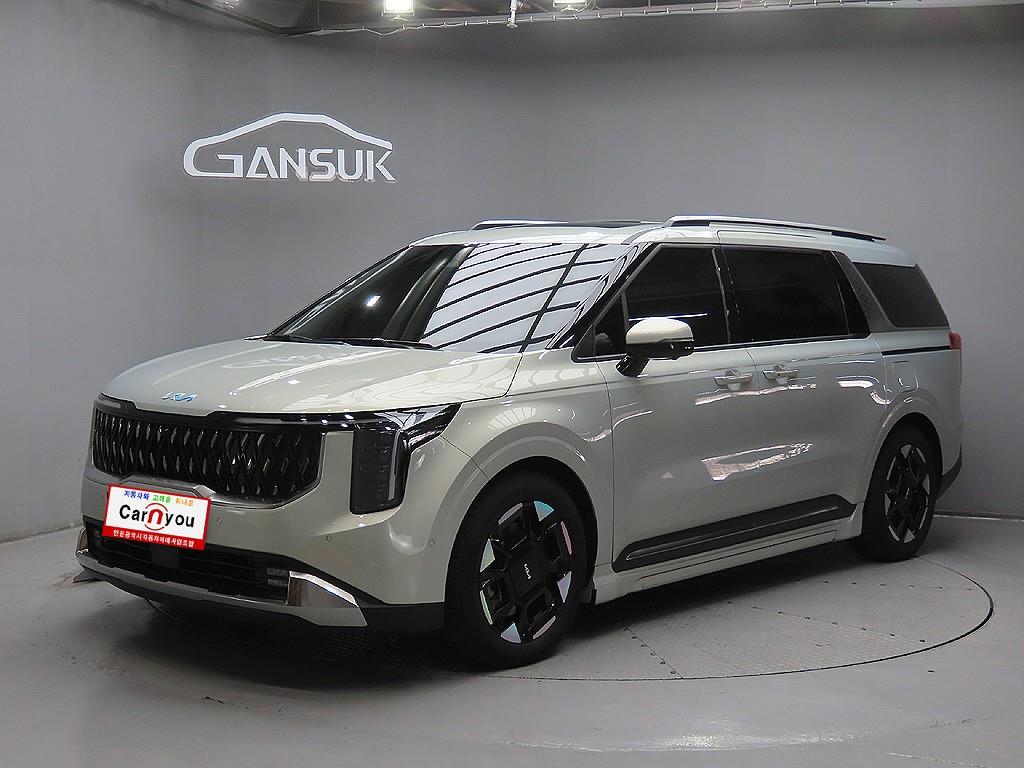 Kia Carnival Gasoline Signature 3