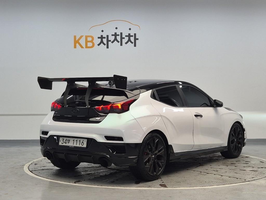 Hyundai Veloster 2.0 N 4