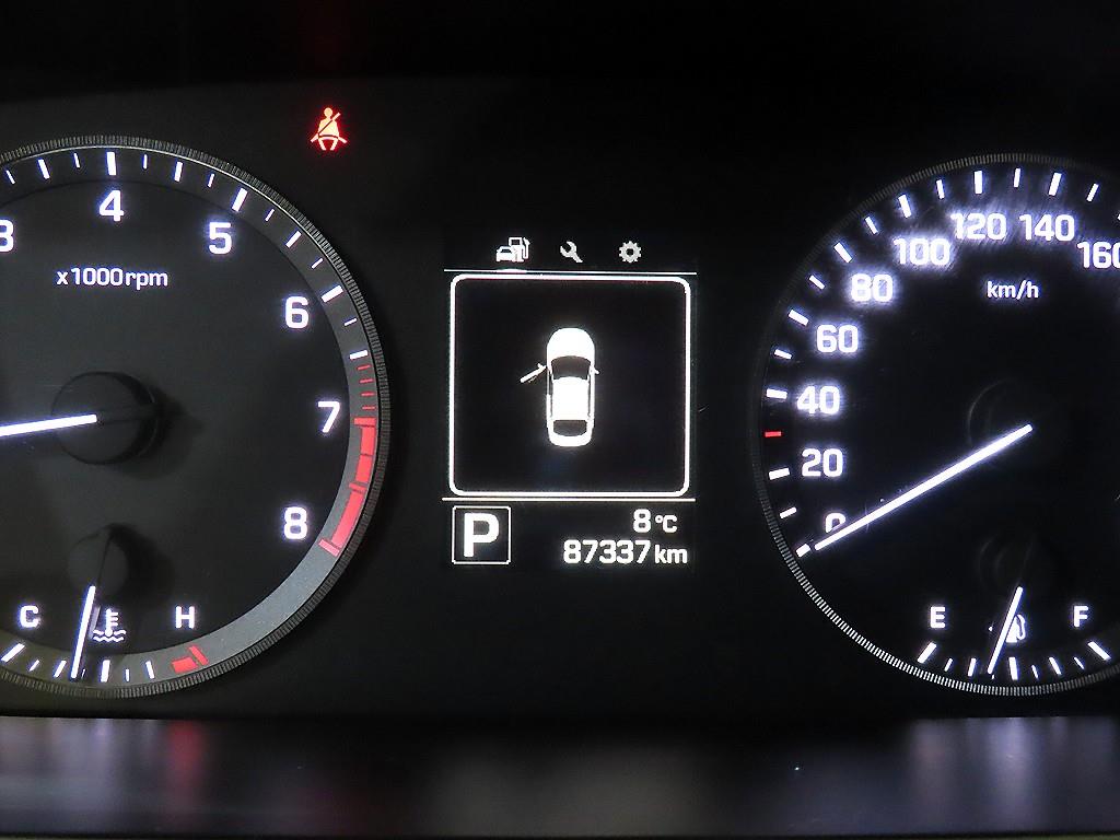 Hyundai Sonata 2.0 Style 10