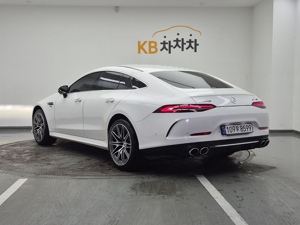 Mercedes-Benz AMG GT 4 Duo 43 4MATIC+ 4