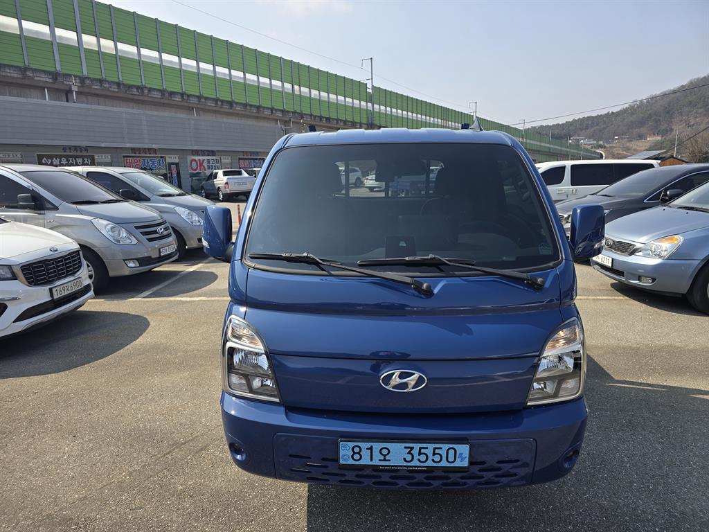 Hyundai Porter 1.0 Ton/ Super Cab/ Long Wheelbase/ Smart Special