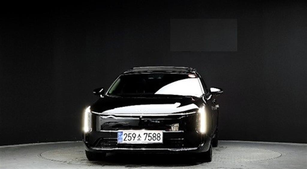 Kia K8 2.5 2WD Noblesse 2