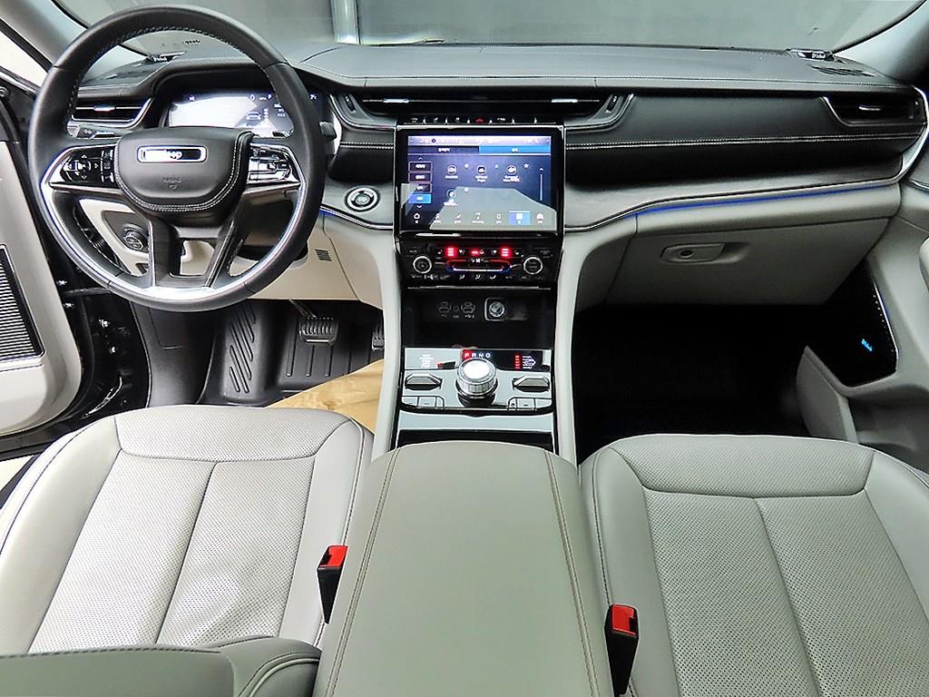 Jeep Cherokee 3.6 L Overland 8