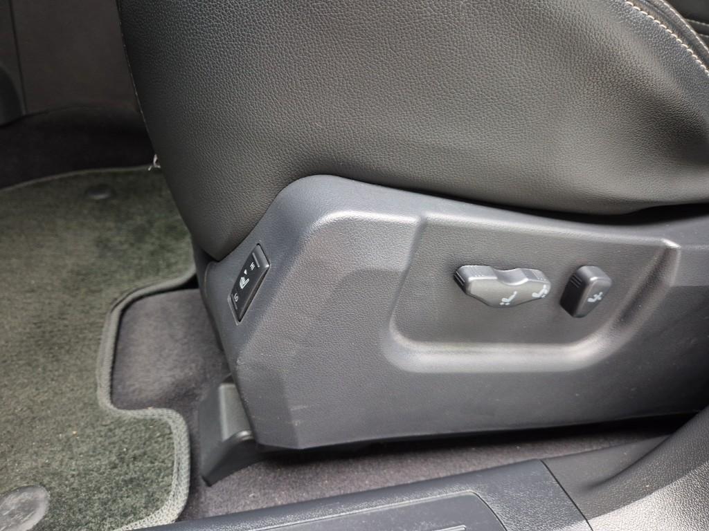 Renault QM5 Gasoline 2WD SE 7