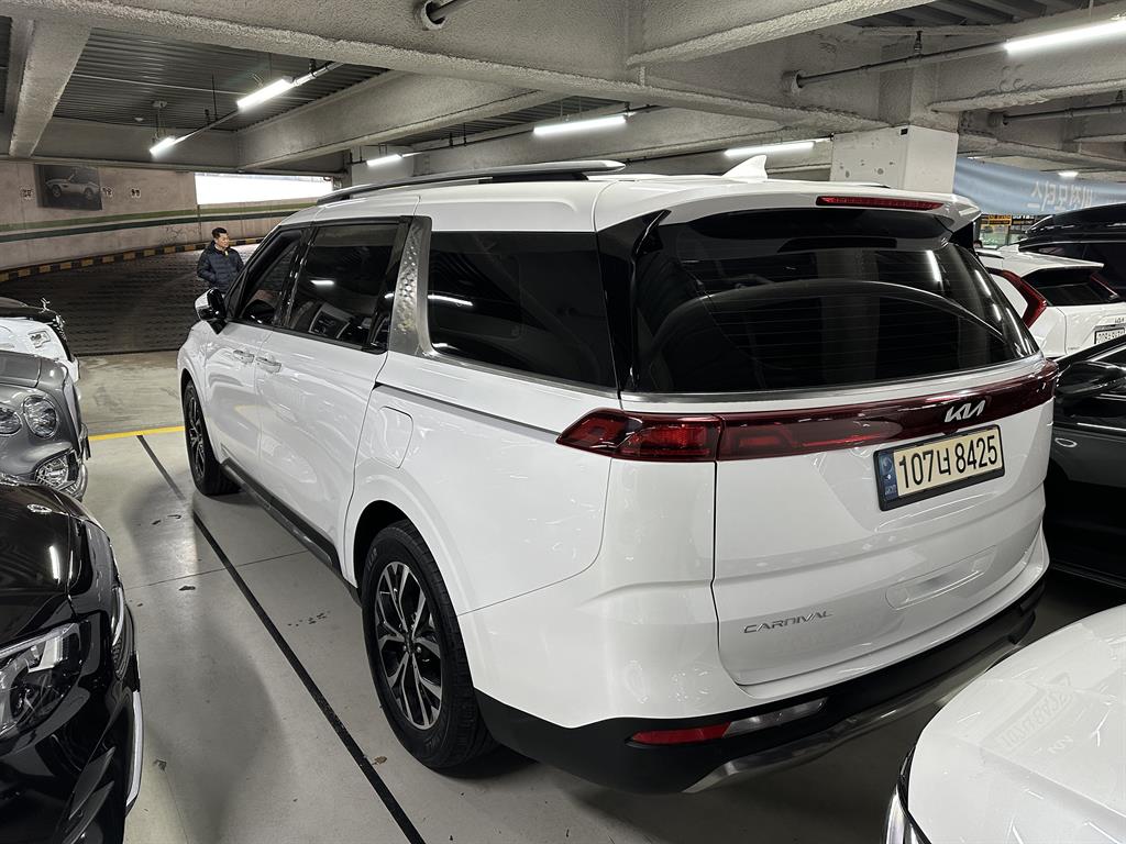 Kia Carnival Gasoline Noblesse 5